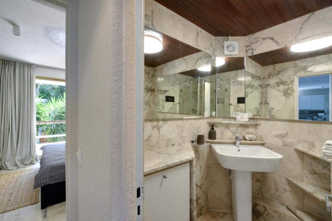 Kavouri Flat Apartment Athens Ngoại thất bức ảnh